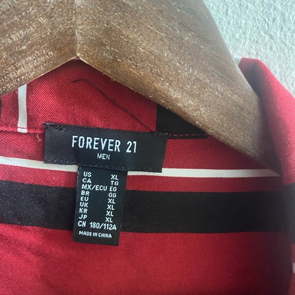 Multi color button down golfer shirt - Picture 1 of 3